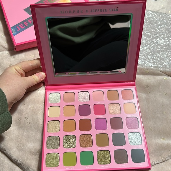 Jeffree star X Morphe Artistry Palette Brand new bubble wrapped still in box - Picture 1 of 16